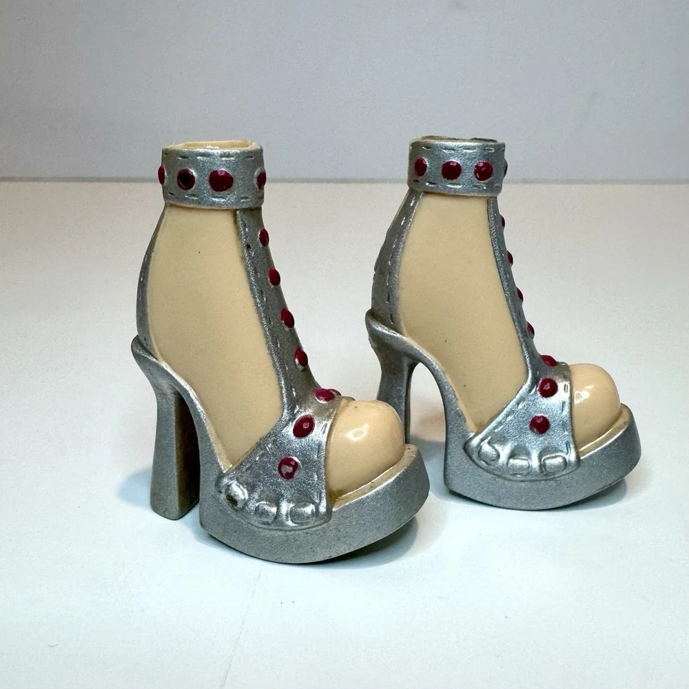 Barbie My Scene Doll Shoes Studded Strap Platform High‎ Heel Sandals